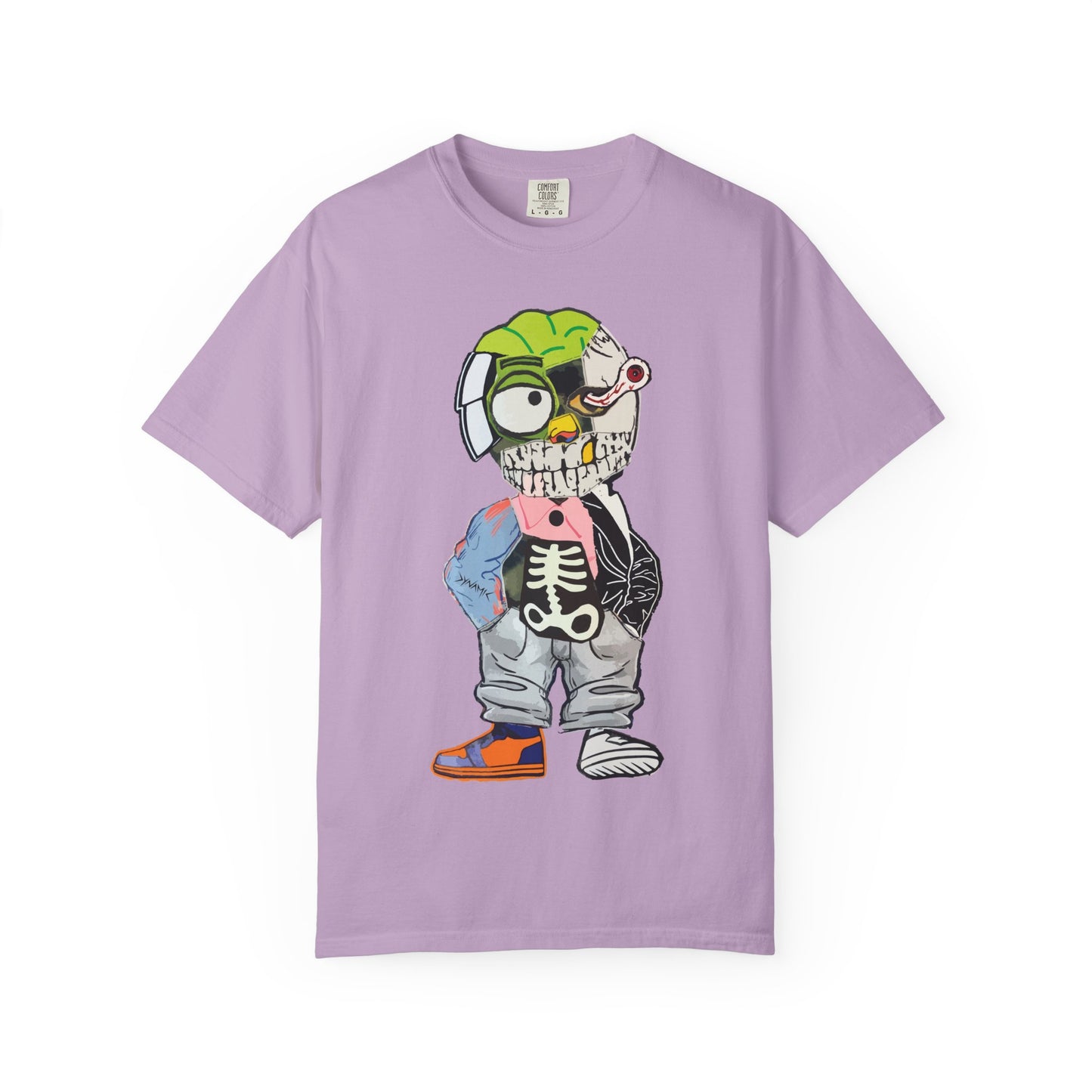 "Chillin'" Graphic T-Shirt