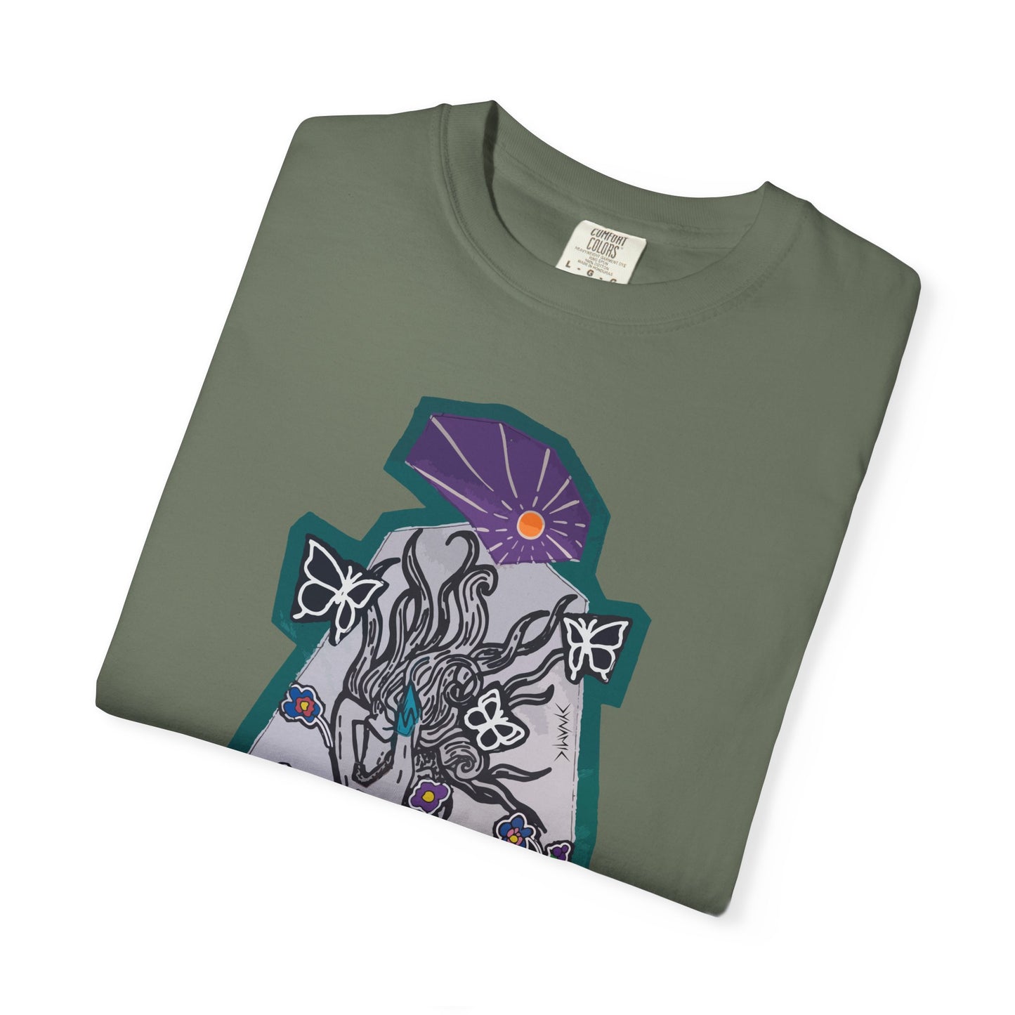 "So Divine" Graphic T-Shirt